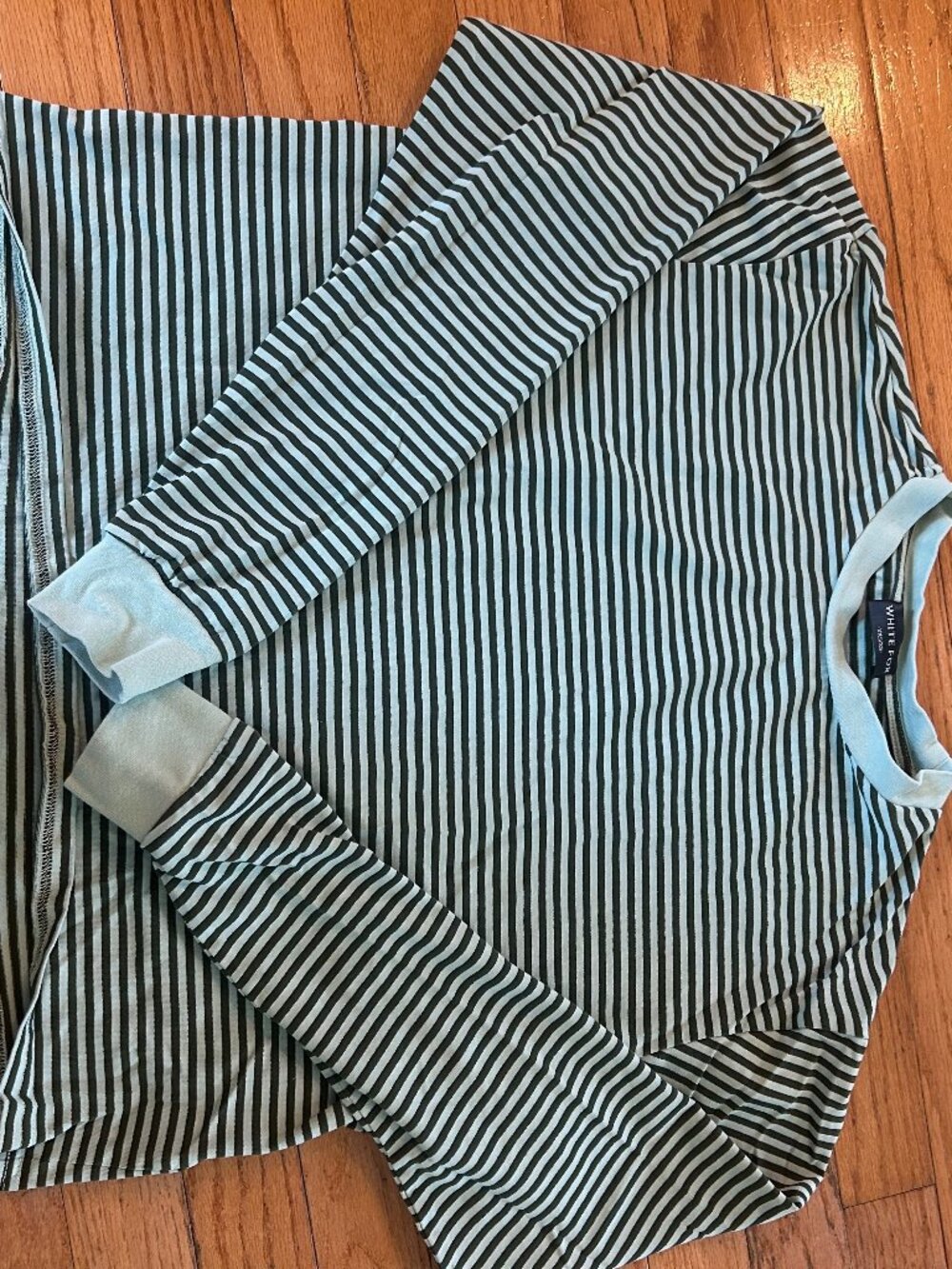 White fox Touchdown Long Sleeve Tee Green Stripe- size xs
